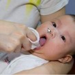 Cách chăm sóc răng lợi phòng bệnh viêm lợi cho trẻ, cach cham soc rang loi phong benh viem loi cho tre